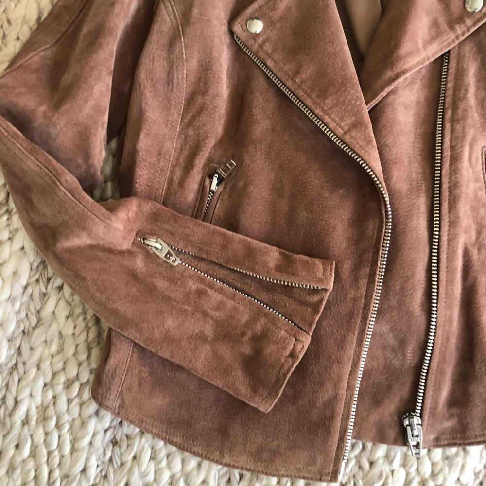 Jacket - Picture 2 of 7